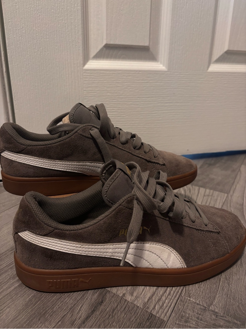 Puma Men's Suede Sneakers in Gray with White Stripe and Gum Sole